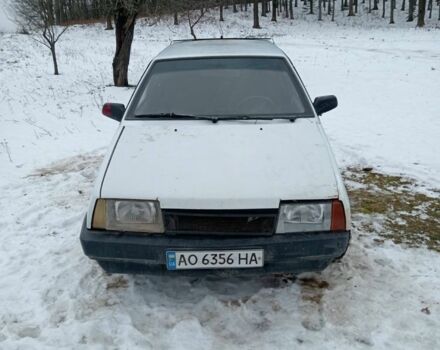 Белый ВАЗ 2109, объемом двигателя 1.5 л и пробегом 350 тыс. км за 1300 $, фото 1 на Automoto.ua