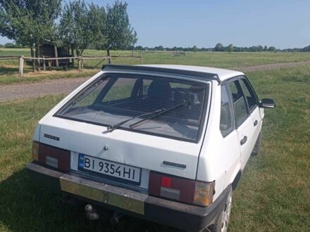 ВАЗ 2109 1994 у Миргороде на Automoto.ua Білий ВАЗ 2109, об'ємом двигуна 1.1 л та пробігом 1 тис. км за 750 $, фото 1 на Automoto.ua