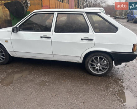 Белый ВАЗ 2109, объемом двигателя 1.3 л и пробегом 100 тыс. км за 1300 $, фото 1 на Automoto.ua