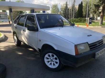 Белый ВАЗ 2109, объемом двигателя 1.3 л и пробегом 92 тыс. км за 1100 $, фото 1 на Automoto.ua