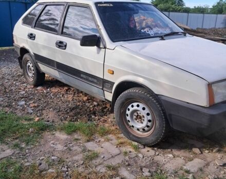 Белый ВАЗ 2109, объемом двигателя 1.5 л и пробегом 300 тыс. км за 519 $, фото 1 на Automoto.ua