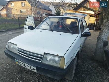 ВАЗ 2109 1996 в Перемышлянах на Automoto.ua Белый ВАЗ 2109, объемом двигателя 1.5 л и пробегом 100 тыс. км за 650 $, фото 1 на Automoto.ua