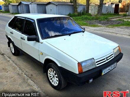 Белый ВАЗ 2109, объемом двигателя 1.5 л и пробегом 156 тыс. км за 1200 $, фото 1 на Automoto.ua