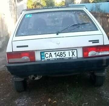 Белый ВАЗ 2109, объемом двигателя 1.5 л и пробегом 200 тыс. км за 1150 $, фото 1 на Automoto.ua