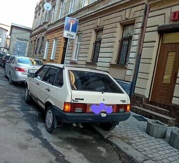 ВАЗ 2109 1997 в Львове на Automoto.ua Белый ВАЗ 2109, объемом двигателя 1.5 л и пробегом 100 тыс. км за 800 $, фото 1 на Automoto.ua