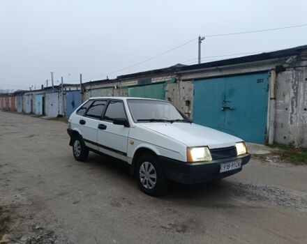 Белый ВАЗ 2109, объемом двигателя 1.5 л и пробегом 26 тыс. км за 900 $, фото 1 на Automoto.ua