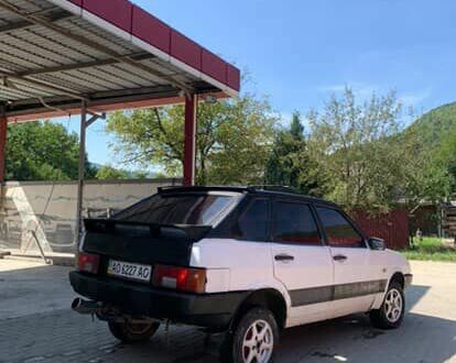 Белый ВАЗ 2109, объемом двигателя 1.7 л и пробегом 200 тыс. км за 750 $, фото 1 на Automoto.ua