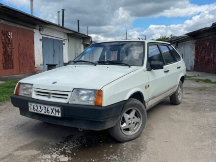 ВАЗ 2109 1999 у Хмельницькому на Automoto.ua Білий ВАЗ 2109, об'ємом двигуна 1.5 л та пробігом 93 тис. км за 1050 $, фото 1 на Automoto.ua