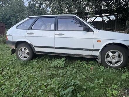 ВАЗ 2109 1999 в Каменце-Подольском на Automoto.ua Белый ВАЗ 2109, объемом двигателя 1.5 л и пробегом 206 тыс. км за 1200 $, фото 1 на Automoto.ua