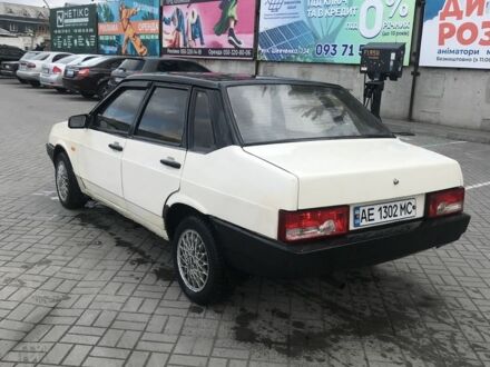 ВАЗ 2109 1999 в Павлограде на Automoto.ua Белый ВАЗ 2109, объемом двигателя 1.5 л и пробегом 73 тыс. км за 850 $, фото 1 на Automoto.ua