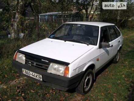 ВАЗ 2109 1999 в Киеве на Automoto.ua Белый ВАЗ 2109, объемом двигателя 1.5 л и пробегом 175 тыс. км за 1300 $, фото 1 на Automoto.ua