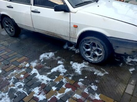 Білий ВАЗ 2109, об'ємом двигуна 1.5 л та пробігом 250 тис. км за 1000 $, фото 1 на Automoto.ua
