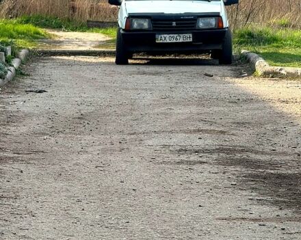 Белый ВАЗ 2109, объемом двигателя 1.5 л и пробегом 0 тыс. км за 360 $, фото 1 на Automoto.ua