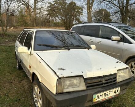 Белый ВАЗ 2109, объемом двигателя 1.5 л и пробегом 200 тыс. км за 300 $, фото 1 на Automoto.ua