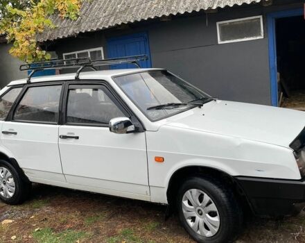 Белый ВАЗ 2109, объемом двигателя 0 л и пробегом 233 тыс. км за 700 $, фото 1 на Automoto.ua