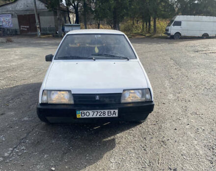 Белый ВАЗ 2109, объемом двигателя 1.5 л и пробегом 300 тыс. км за 550 $, фото 1 на Automoto.ua