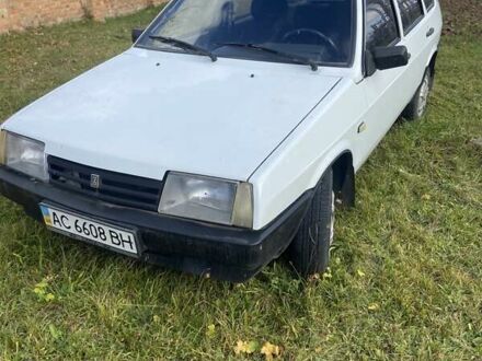 Белый ВАЗ 2109, объемом двигателя 1.5 л и пробегом 100 тыс. км за 1600 $, фото 1 на Automoto.ua