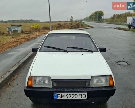 Белый ВАЗ 2109, объемом двигателя 1.5 л и пробегом 250 тыс. км за 1800 $, фото 1 на Automoto.ua