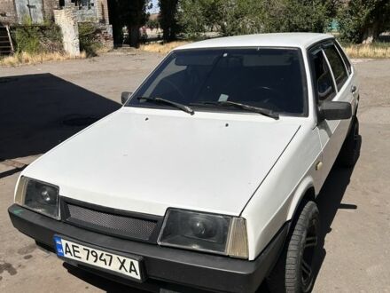 ВАЗ 2109 2011 у Кривому Розі на Automoto.ua Білий ВАЗ 2109, об'ємом двигуна 1.6 л та пробігом 250 тис. км за 2499 $, фото 1 на Automoto.ua