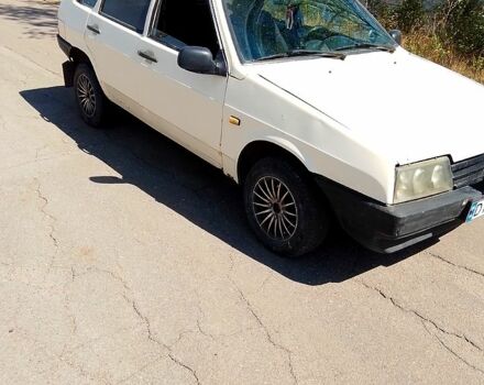 Бежевый ВАЗ 2109, объемом двигателя 1.3 л и пробегом 250 тыс. км за 600 $, фото 4 на Automoto.ua