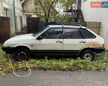 Бежевый ВАЗ 2109, объемом двигателя 1.3 л и пробегом 100 тыс. км за 700 $, фото 1 на Automoto.ua