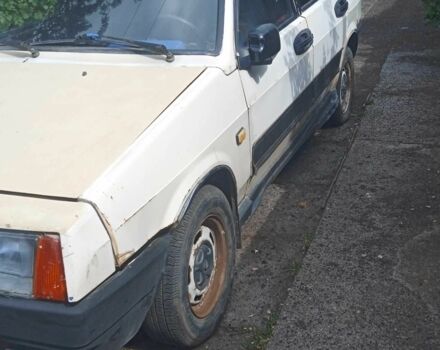 Бежевый ВАЗ 2109, объемом двигателя 1 л и пробегом 2 тыс. км за 450 $, фото 2 на Automoto.ua