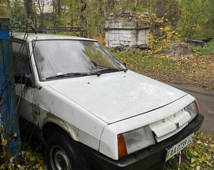 Бежевый ВАЗ 2109, объемом двигателя 1.3 л и пробегом 100 тыс. км за 700 $, фото 4 на Automoto.ua