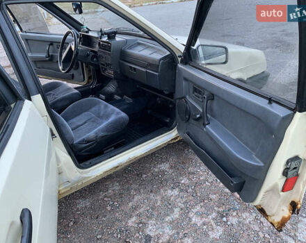 Бежевый ВАЗ 2109, объемом двигателя 1.3 л и пробегом 330 тыс. км за 830 $, фото 20 на Automoto.ua