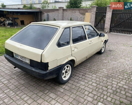 Бежевый ВАЗ 2109, объемом двигателя 1.29 л и пробегом 280 тыс. км за 700 $, фото 3 на Automoto.ua