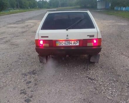 ВАЗ 2109 1990 в Хмельницком на Automoto.ua Бежевый ВАЗ 2109, объемом двигателя 1.5 л и пробегом 140 тыс. км за 1400 $, фото 4 на Automoto.ua
