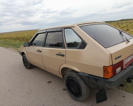 Бежевый ВАЗ 2109, объемом двигателя 1.3 л и пробегом 250 тыс. км за 700 $, фото 4 на Automoto.ua