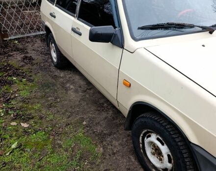 Бежевый ВАЗ 2109, объемом двигателя 1.3 л и пробегом 258 тыс. км за 899 $, фото 1 на Automoto.ua