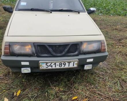 ВАЗ 2109 1990 в Тернополе на Automoto.ua Бежевый ВАЗ 2109, объемом двигателя 1.5 л и пробегом 250 тыс. км за 1500 $, фото 7 на Automoto.ua