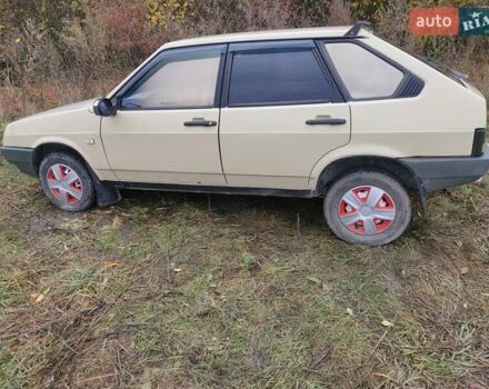 ВАЗ 2109 1990 в Тернополе на Automoto.ua Бежевый ВАЗ 2109, объемом двигателя 1.5 л и пробегом 250 тыс. км за 1500 $, фото 2 на Automoto.ua