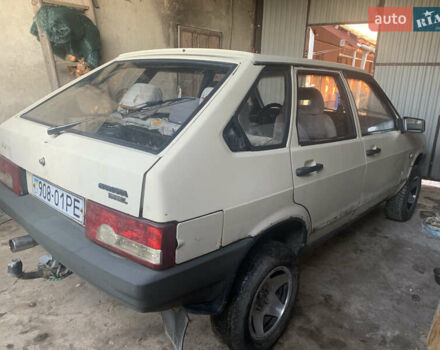 Бежевый ВАЗ 2109, объемом двигателя 1.5 л и пробегом 350 тыс. км за 700 $, фото 4 на Automoto.ua