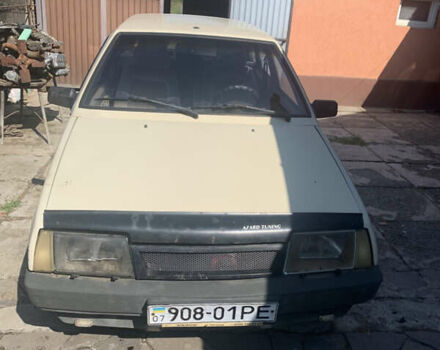 Бежевый ВАЗ 2109, объемом двигателя 1.5 л и пробегом 350 тыс. км за 700 $, фото 1 на Automoto.ua