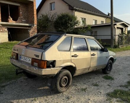 Бежевый ВАЗ 2109, объемом двигателя 1.5 л и пробегом 300 тыс. км за 350 $, фото 4 на Automoto.ua