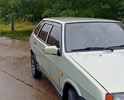 Бежевый ВАЗ 2109, объемом двигателя 1.5 л и пробегом 82 тыс. км за 1000 $, фото 2 на Automoto.ua