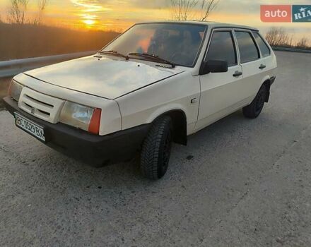 Бежевый ВАЗ 2109, объемом двигателя 1.3 л и пробегом 315 тыс. км за 1300 $, фото 2 на Automoto.ua