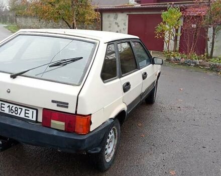 Бежевый ВАЗ 2109, объемом двигателя 1.5 л и пробегом 100 тыс. км за 850 $, фото 4 на Automoto.ua