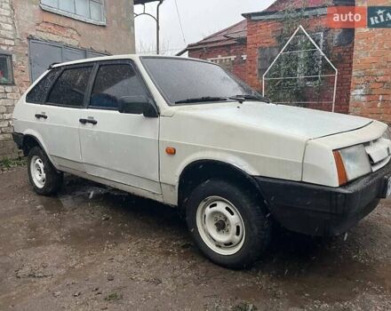 Бежевый ВАЗ 2109, объемом двигателя 1.3 л и пробегом 100 тыс. км за 900 $, фото 3 на Automoto.ua