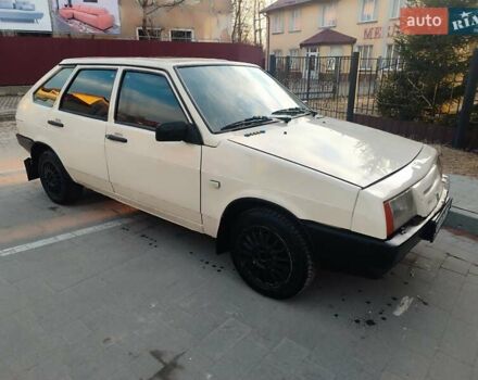 Бежевый ВАЗ 2109, объемом двигателя 1.3 л и пробегом 316 тыс. км за 1350 $, фото 3 на Automoto.ua