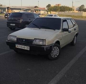 Бежевый ВАЗ 2109, объемом двигателя 1.5 л и пробегом 50 тыс. км за 1000 $, фото 4 на Automoto.ua