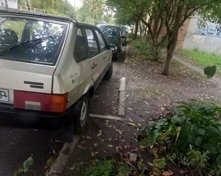 Бежевый ВАЗ 2109, объемом двигателя 1.5 л и пробегом 235 тыс. км за 1210 $, фото 1 на Automoto.ua