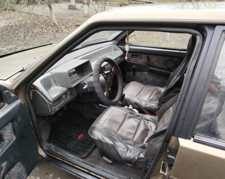 Бежевый ВАЗ 2109, объемом двигателя 1.5 л и пробегом 175 тыс. км за 600 $, фото 5 на Automoto.ua