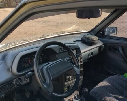 Бежевий ВАЗ 2109, об'ємом двигуна 1.6 л та пробігом 193 тис. км за 2000 $, фото 6 на Automoto.ua