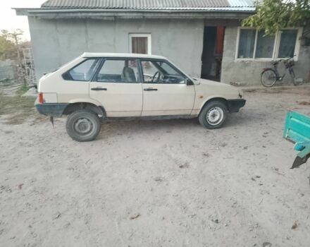 Бежевый ВАЗ 2109, объемом двигателя 1.3 л и пробегом 467 тыс. км за 384 $, фото 2 на Automoto.ua