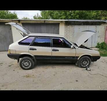 Бежевый ВАЗ 2109, объемом двигателя 1.6 л и пробегом 200 тыс. км за 1900 $, фото 2 на Automoto.ua