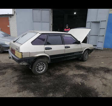 Бежевый ВАЗ 2109, объемом двигателя 1.6 л и пробегом 200 тыс. км за 1900 $, фото 5 на Automoto.ua