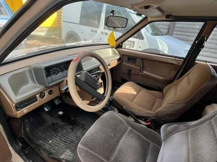 ВАЗ 2109 1985 в Черновцах на Automoto.ua Бежевый ВАЗ 2109, объемом двигателя 1.3 л и пробегом 250 тыс. км за 950 $, фото 1 на Automoto.ua